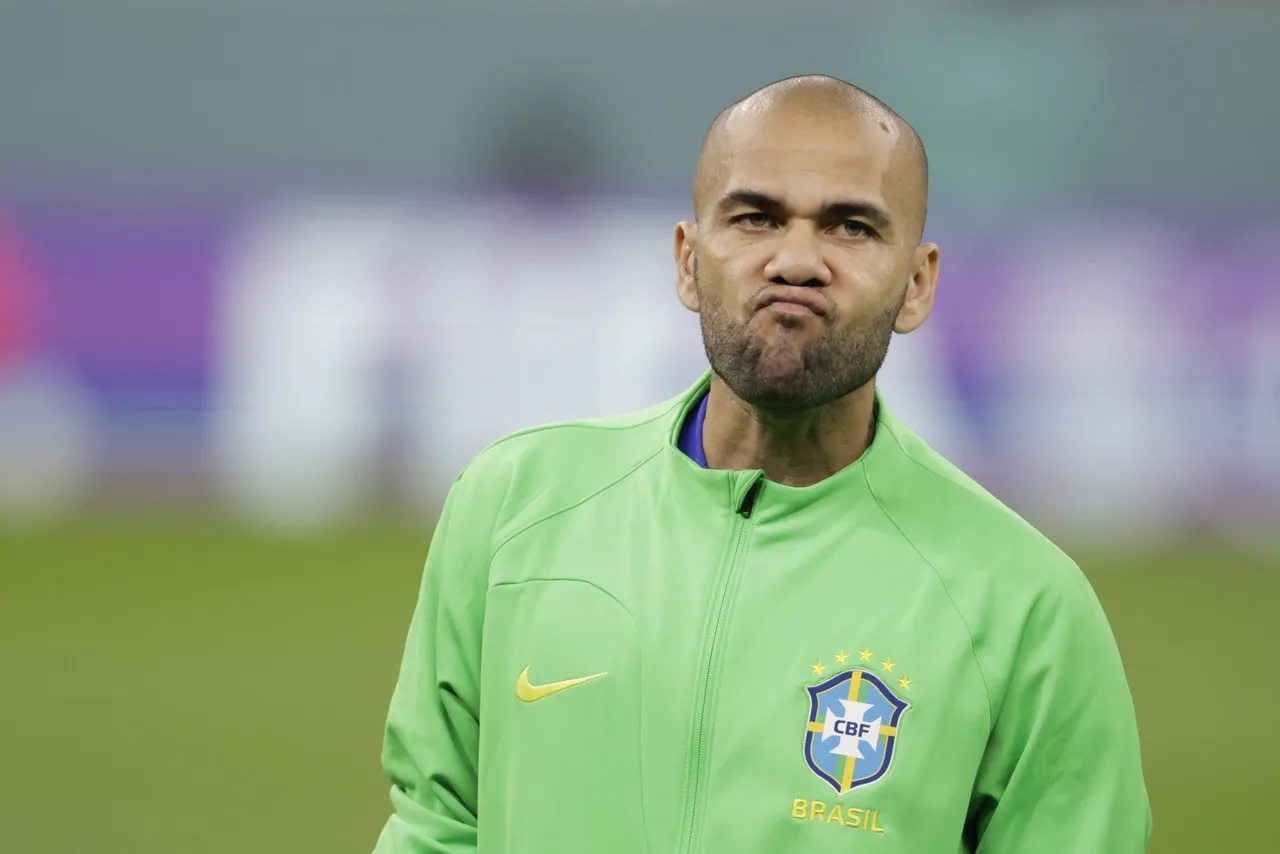 La Audiencia envía a juicio a Dani Alves acusado de agresión sexual