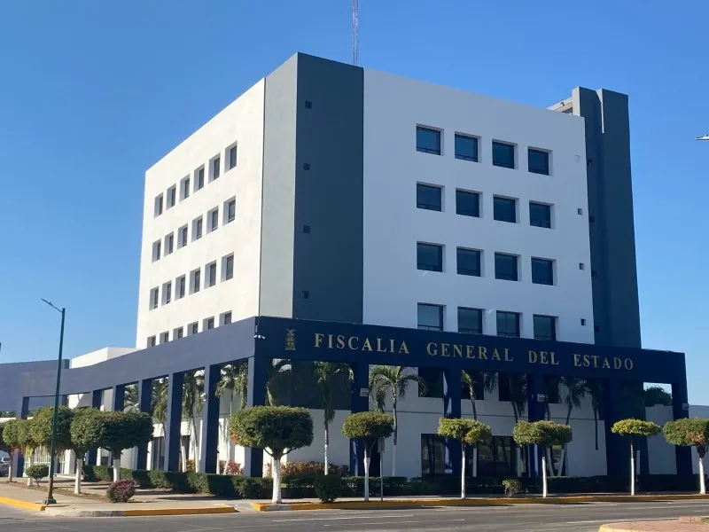 “Respeto a la soberanía”: FGE Sinaloa fija postura ante señalamientos de narcotráfico.