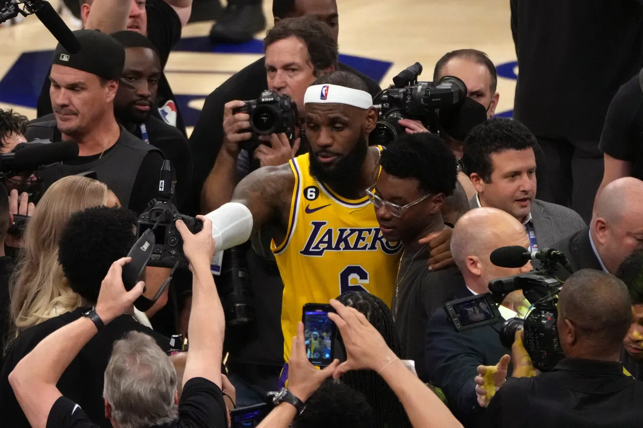 Oklahoma City Thunder at Los Angeles Lakers