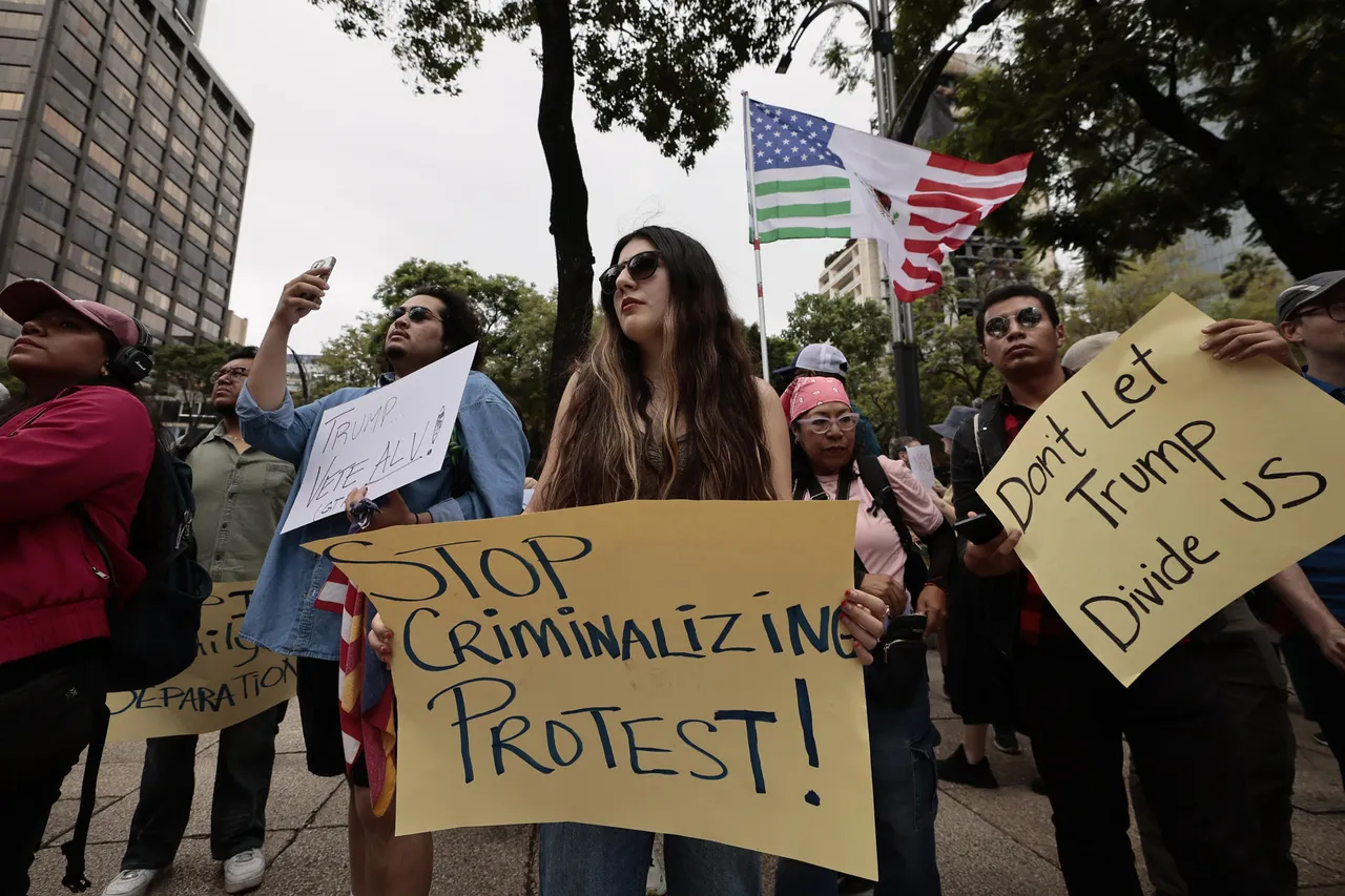 Ciudad de México se une a las protestas contra las redadas antinmigrantes en EEUU
