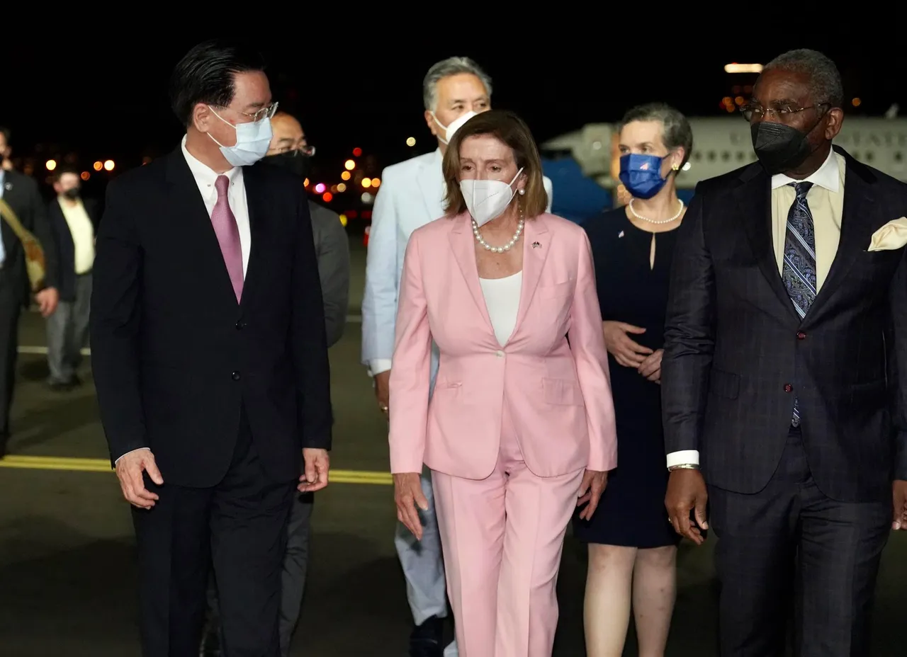 pelosi taiwan