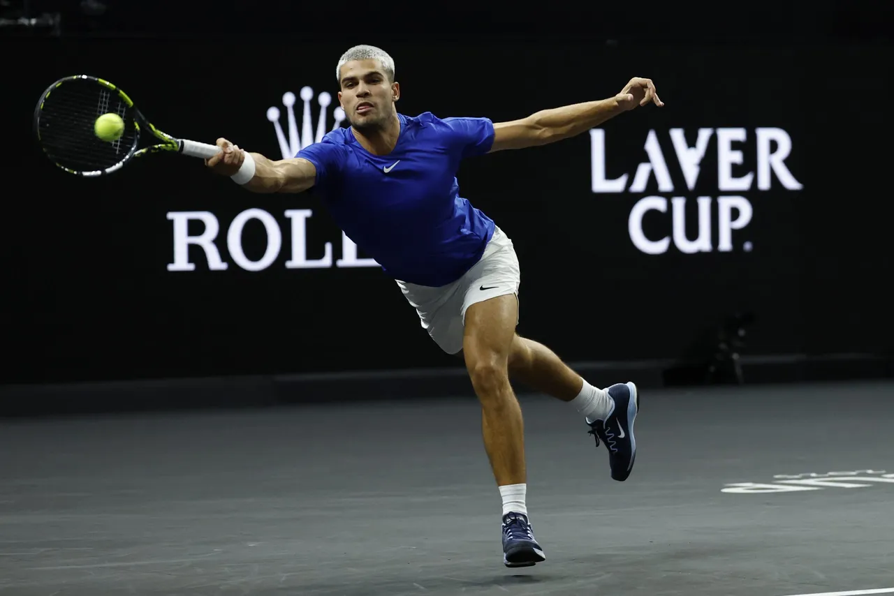 Alcaraz debuta en la Copa Laver