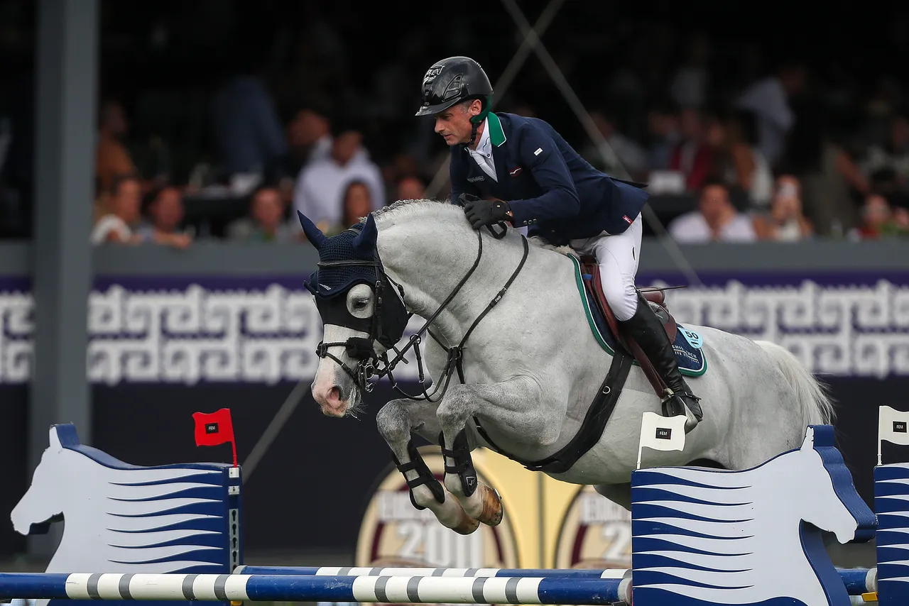 Irlandés Lynch es primero y español Álvarez segundo en inicio de LGCT México
