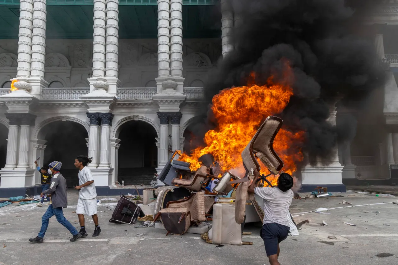 Nepal confirma 30 muertos y más de 1.000 heridos tras la oleada de protestas | FOTO EFE