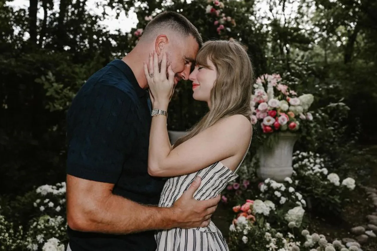 Taylor Swift y Travis Kelce anunciaron que se casarán