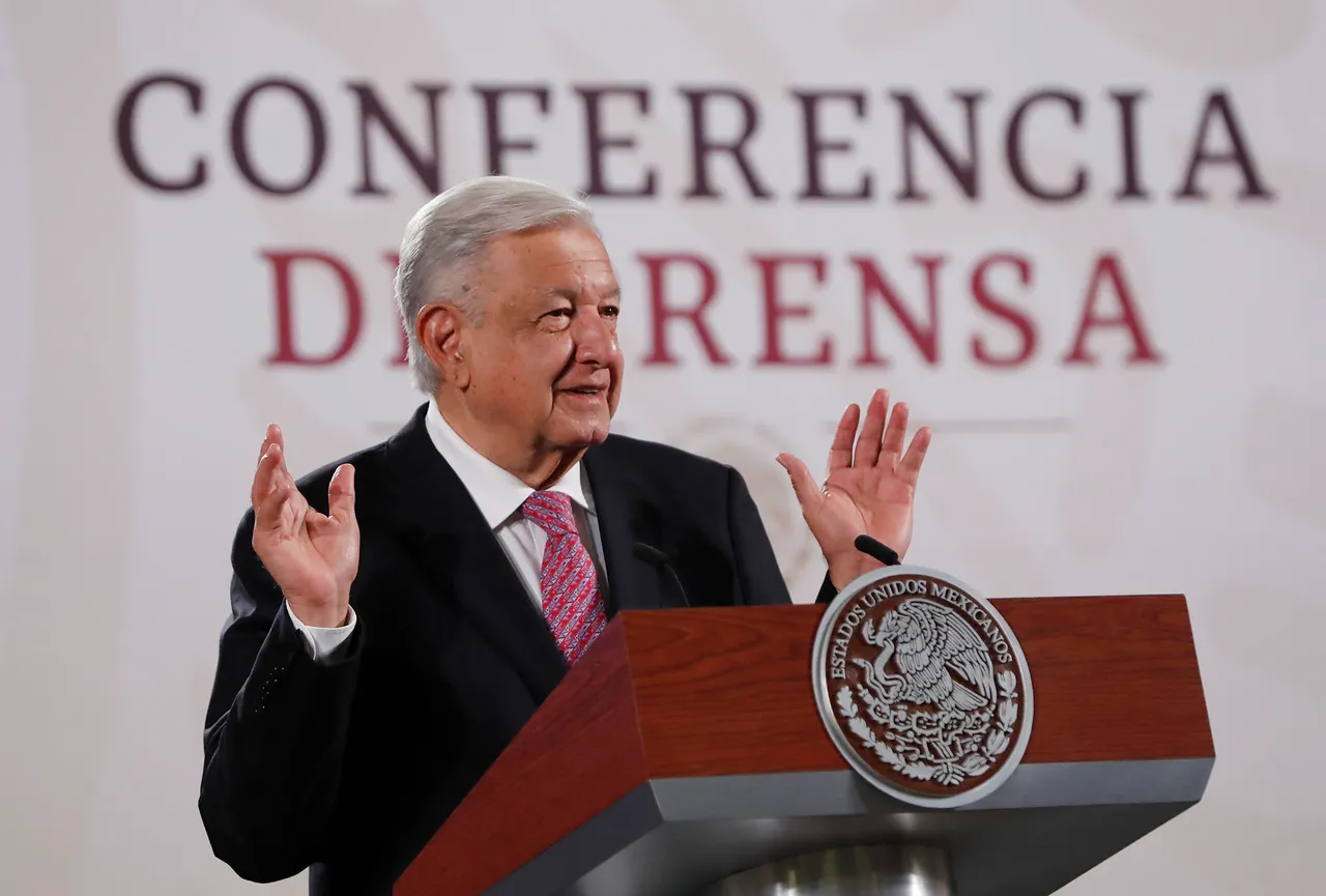 AMLO LOPEZ OBRADOR  R