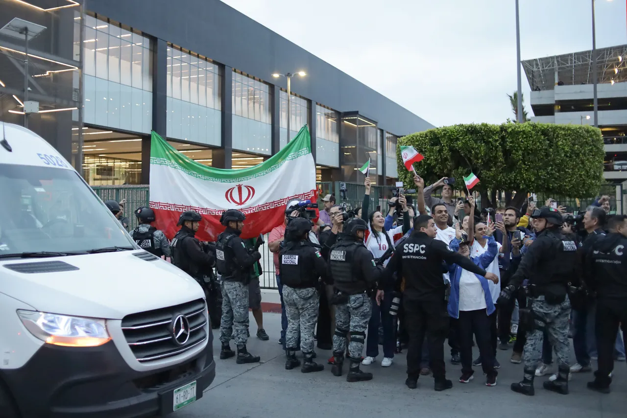 Irán llega a Tijuana para instalar su campamento del Mundial ante obstáculos de EEUU