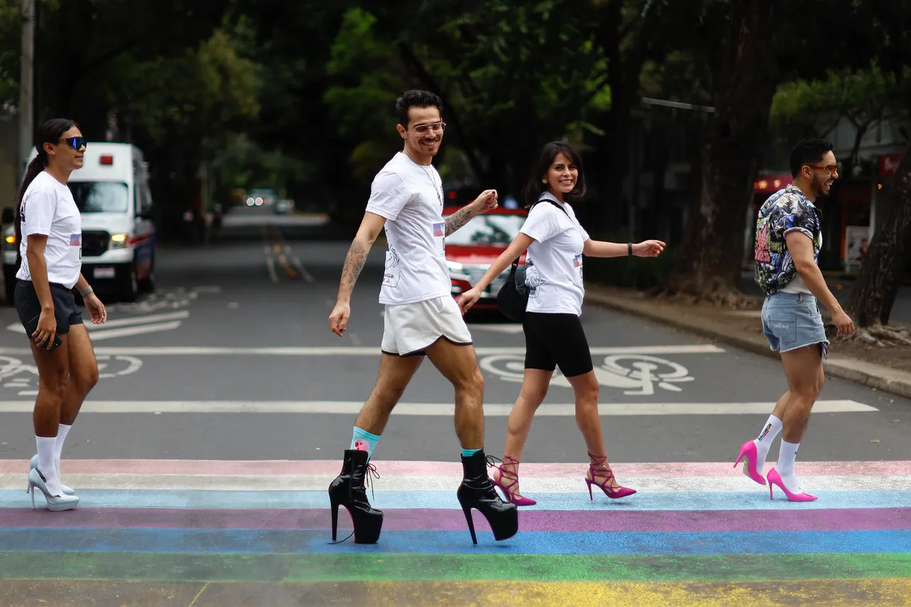 México brilla con causa y estilo en la cuarta edición de Carrera en Tacones