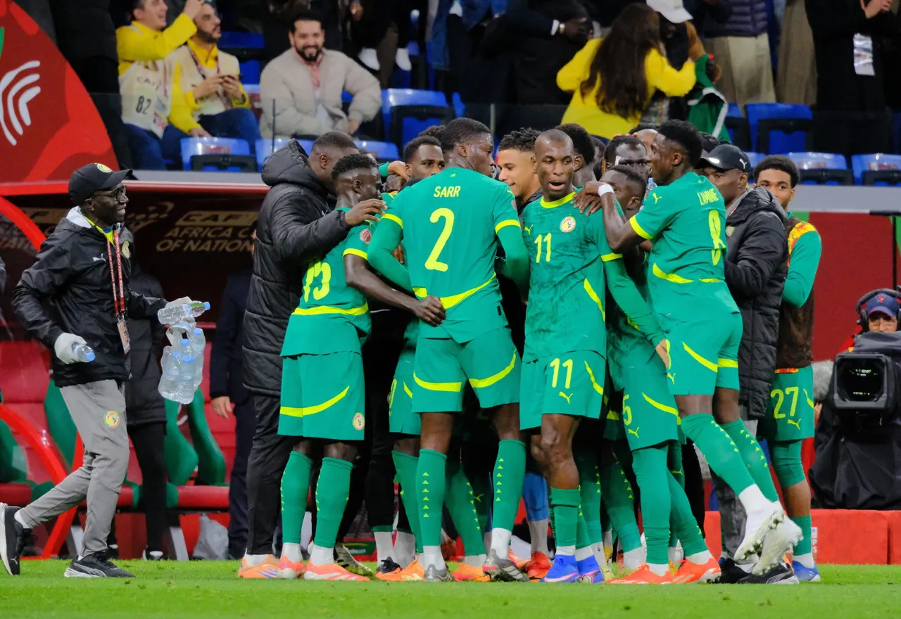 Con un solitario tanto de Sadio Mané, Senegal eliminó a Egipto (1-0), se clasificó para la final de la Copa África y terminó con la ambición de Mohamed Salah
