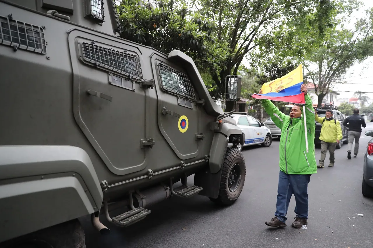 Autoridades ecuatorianas mueven al exvicepresidente Jorge Glas hacia una cárcel