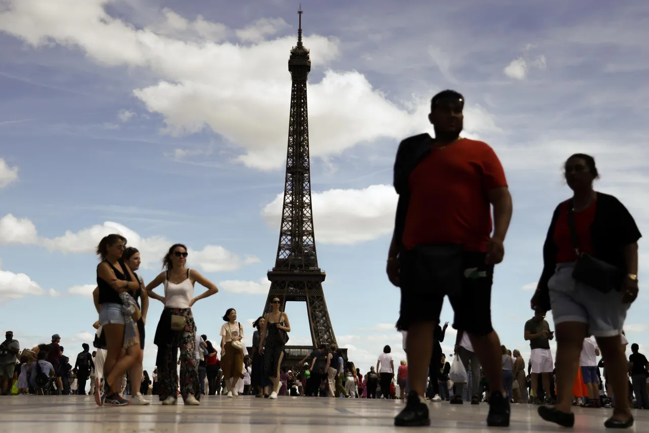 Torre Eiffel
