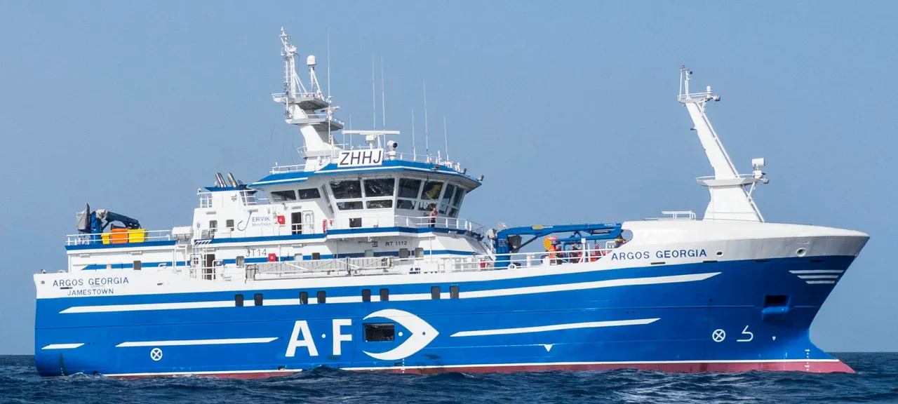 Se hunde un pesquero en Malvinas con 27 personas a bordo, entre ellos tripulación gallega