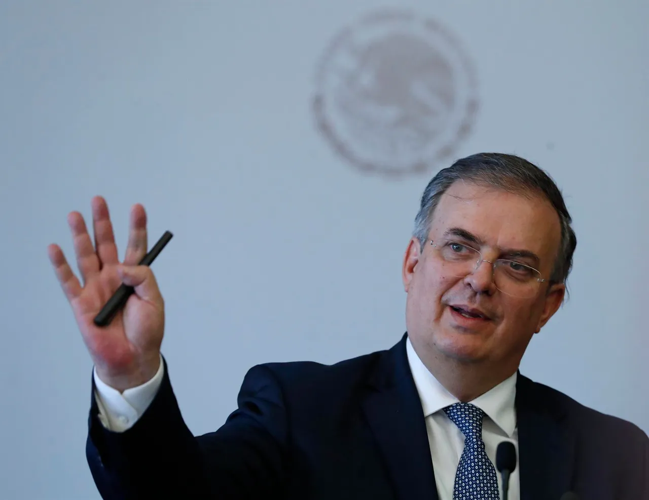MARCELO EBRARD 554