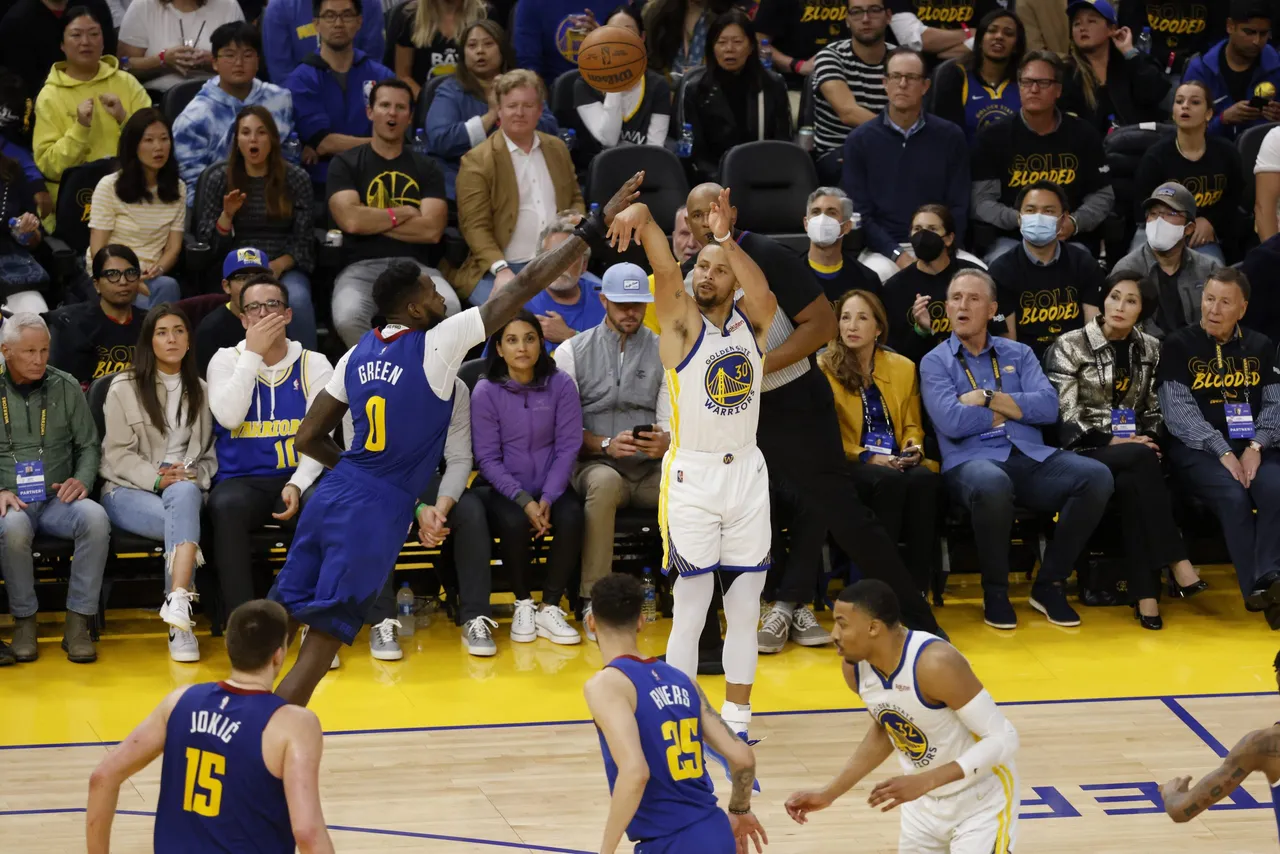 Denver Nuggets at Golden State Warriors