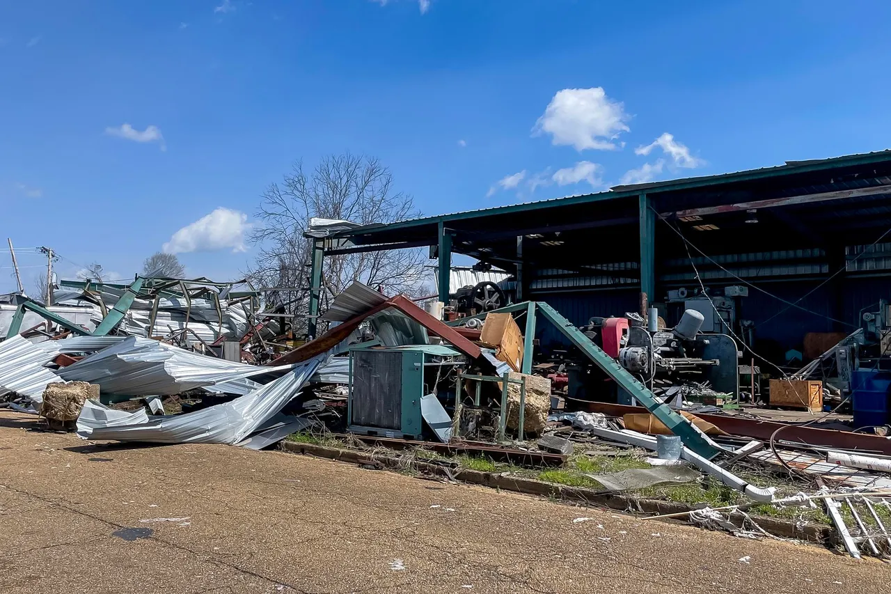 Mississippi tornado aftermath