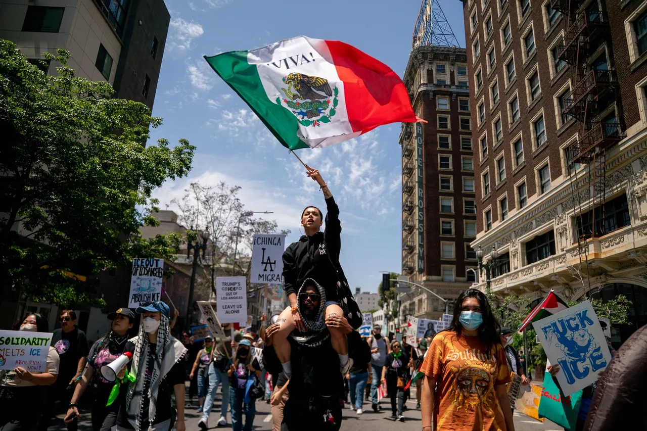 &#8216;No Kings&#8217; Protest in Los Angeles