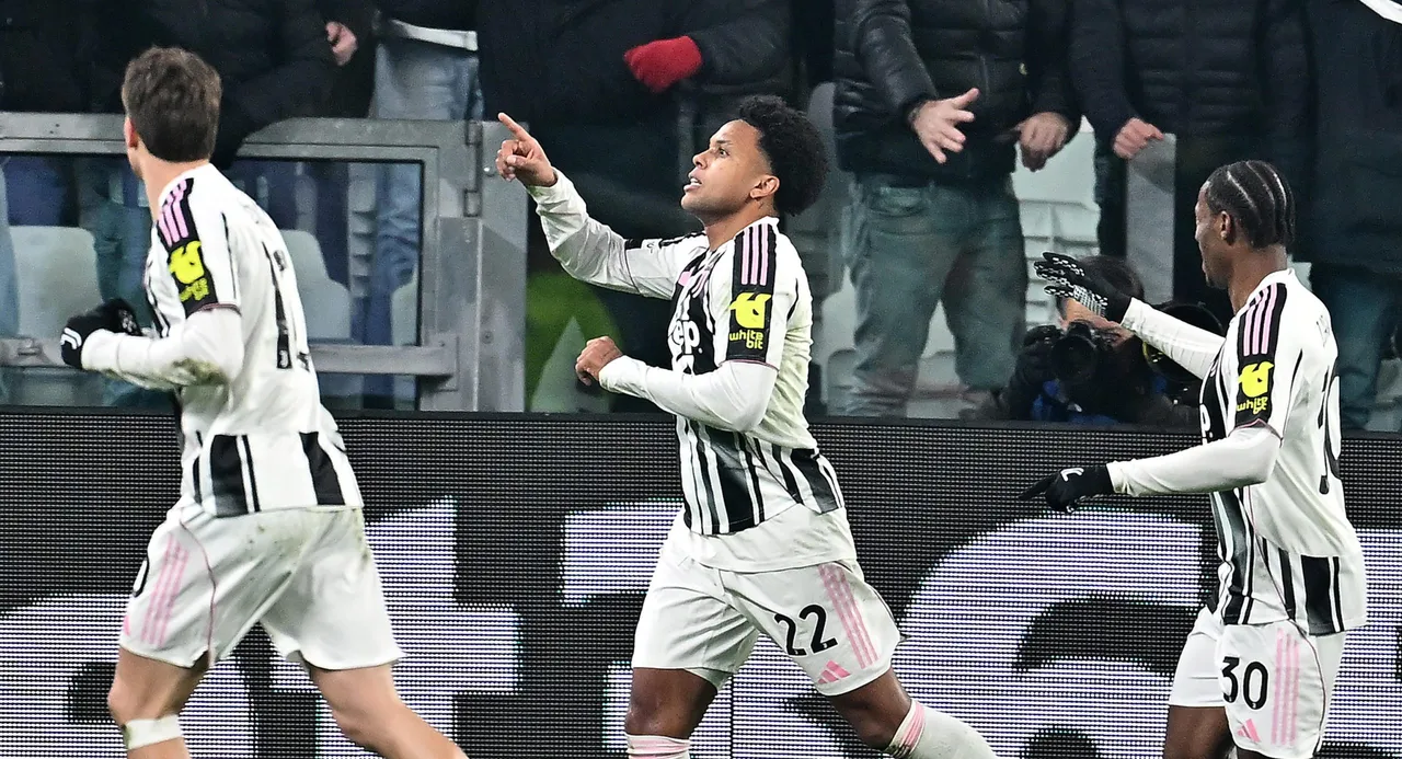 Juventus' Weston McKennie (C) celebrates after scoring a goal during the UEFA Champions League
