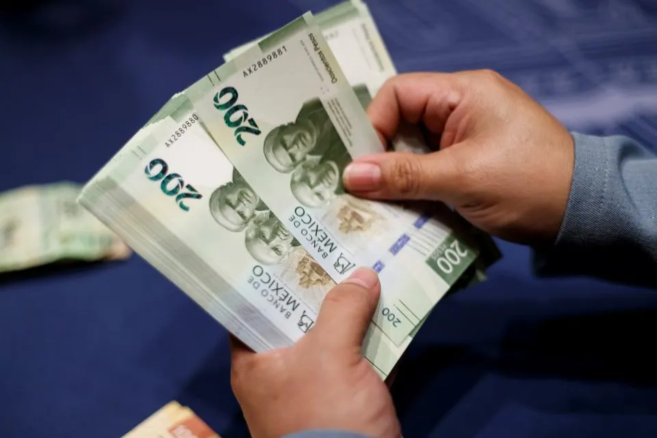 Banamex aplicará verificación biométrica para depósitos en efectivo mayores a 149 mil pesos
