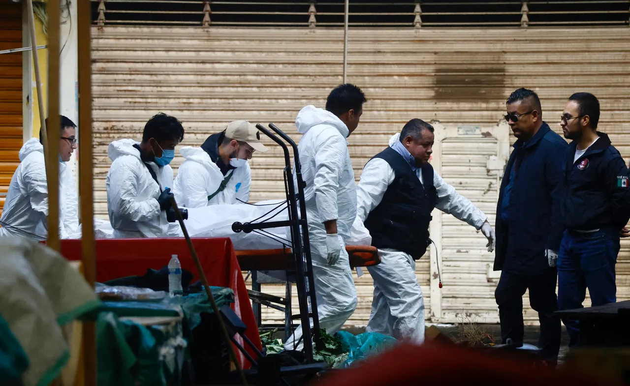 Al menos ocho muertos por un incendio en un mercado de abasto del Estado de México