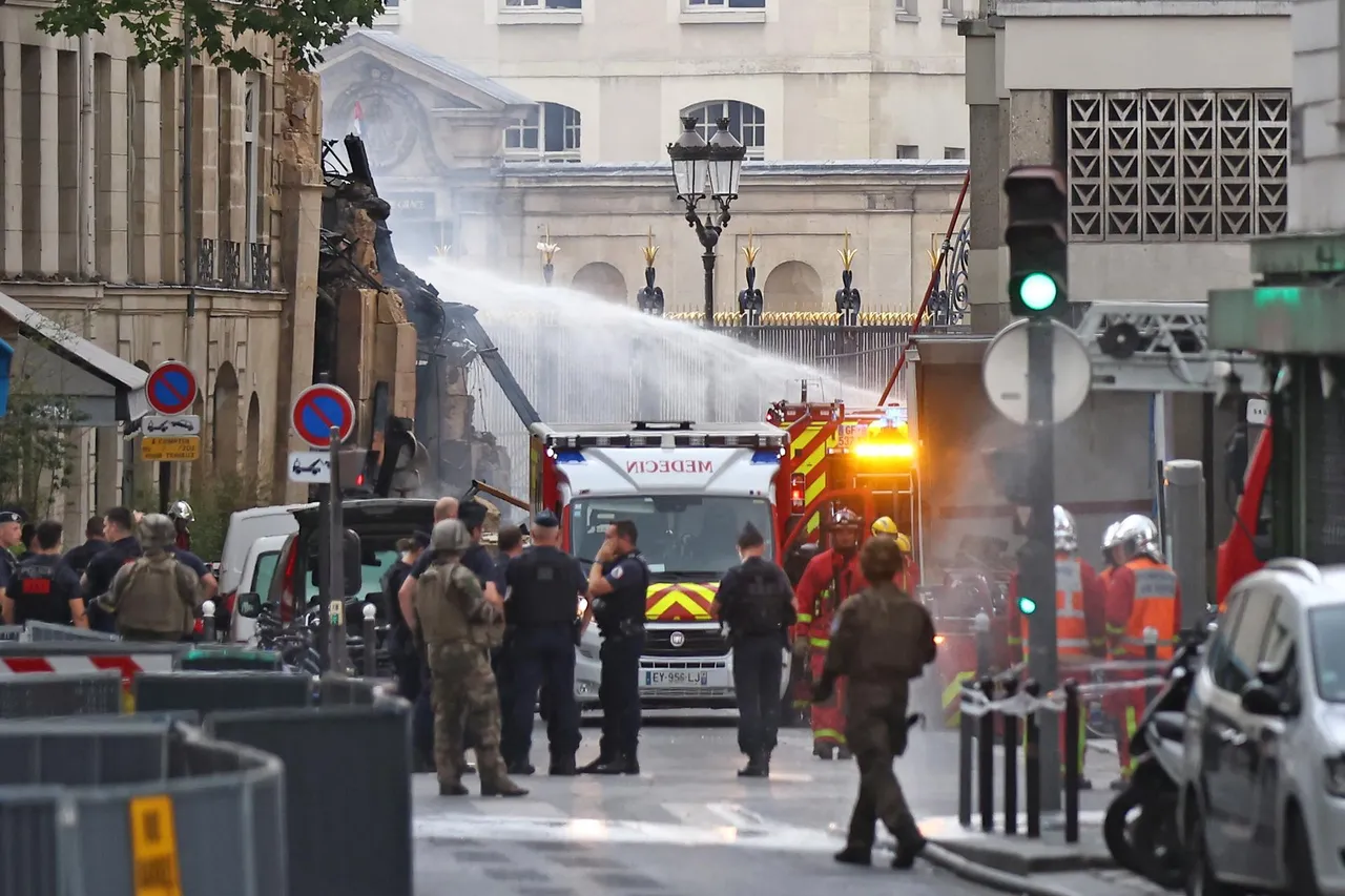 Gas explosion in Paris