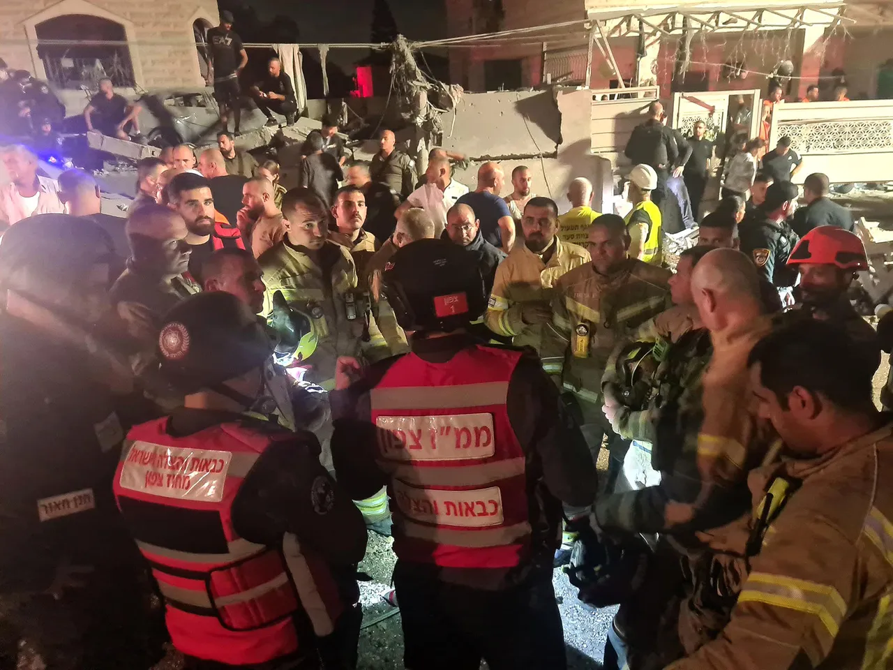 Tres muertos de un edificio impactado por un proyectil en Tamra, en el norte de Israel