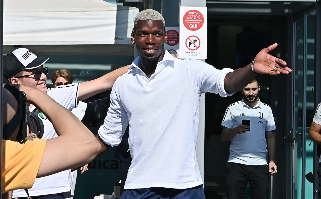 Paul Pogba arrives at Juventus for medical