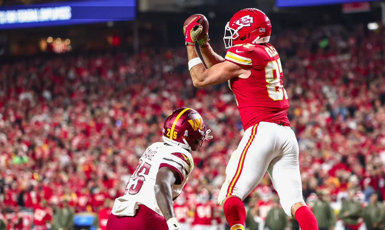 los Kansas City Chiefs 28-7 sobre los Washington Commanders en partido que cerró la semana ocho de la temporada de la NFL.