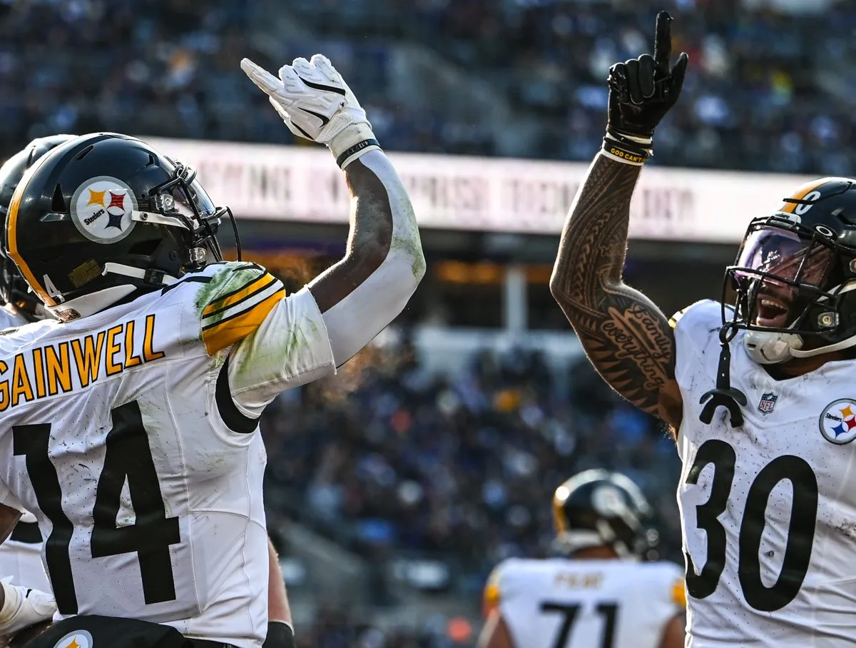 Los Pittsburgh Steelers vencieron este domingo 22-27 a los Baltimore Ravens y Jacksonville Jaguars derrotó 36-19 a Indianapolis