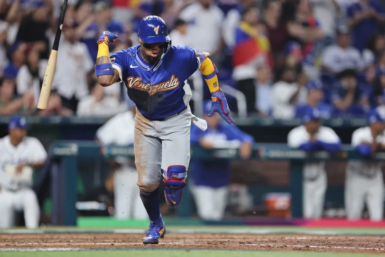 Venezuela amplió su racha victoriosa en la VI edición del Clásico Mundial de Béisbol al vencer este lunes por 4-0 a Nicaragua en su tercera presentación en el torneo