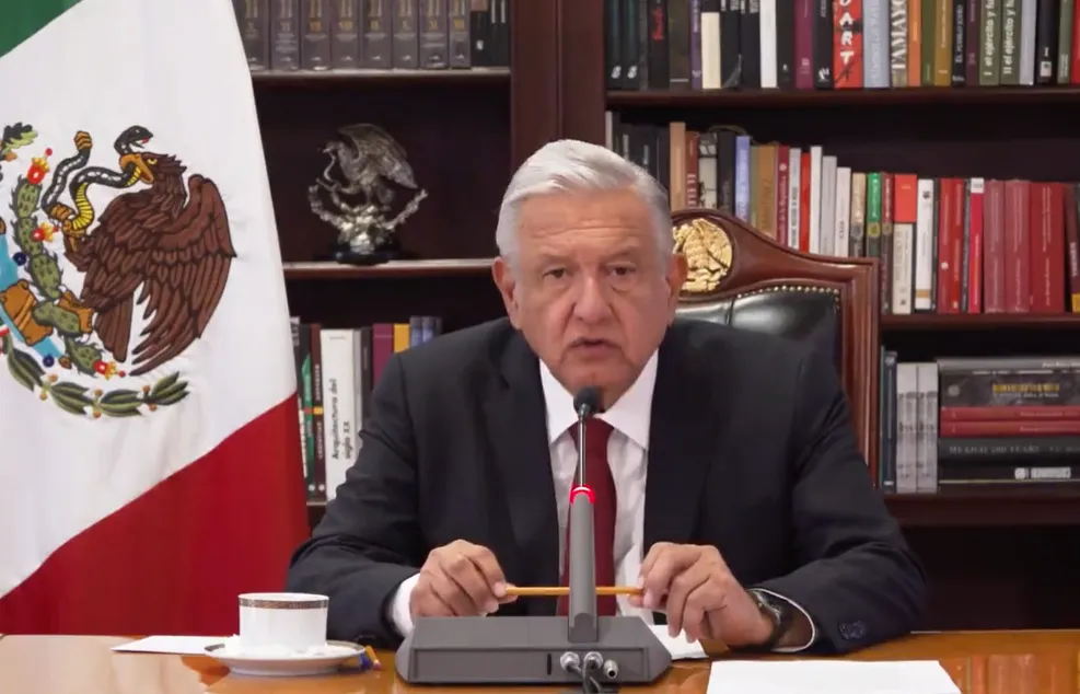 AMLO111