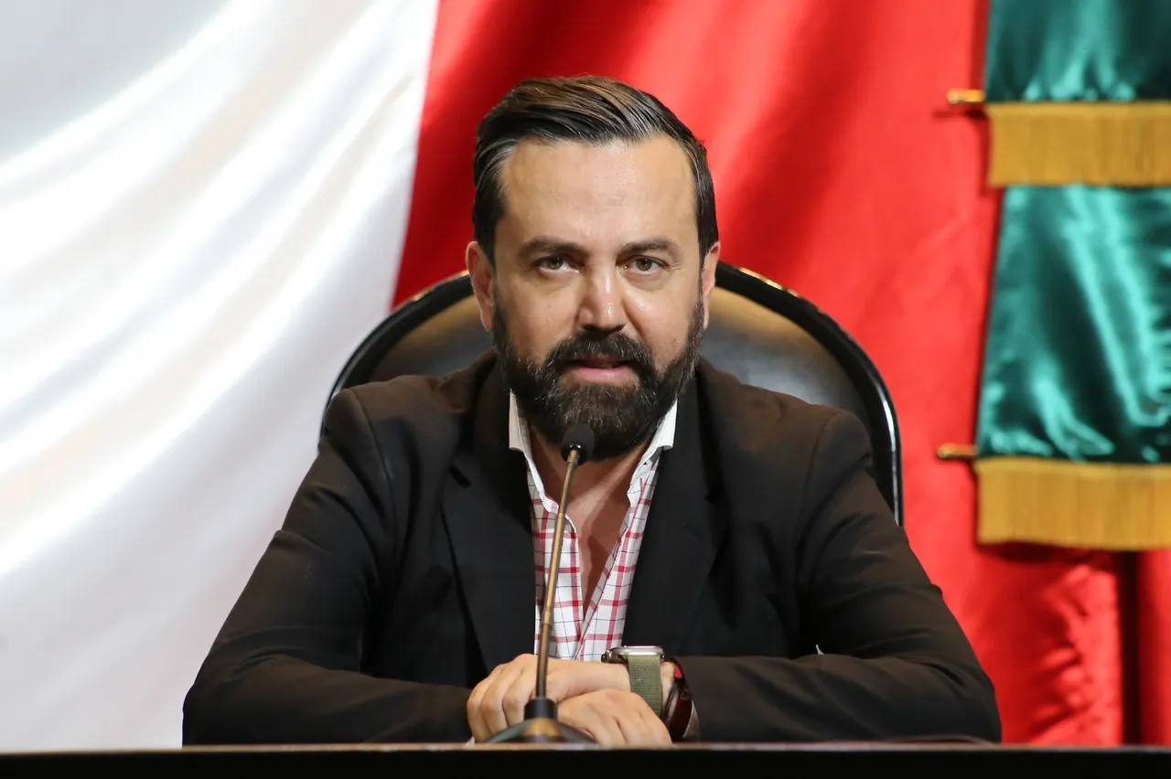 ARTURO