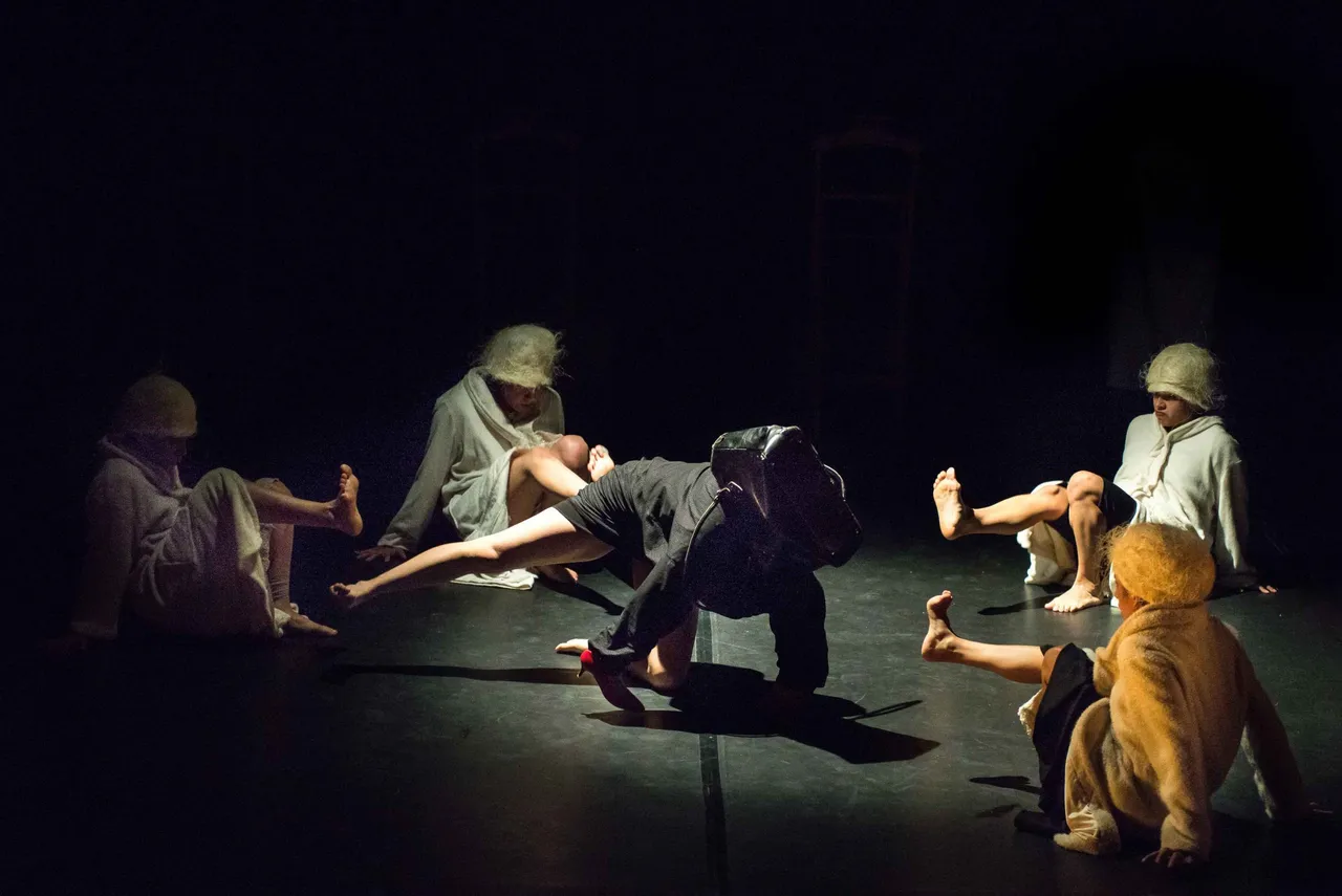 Abuelas Contradanza Cenart dic 2021 abuelas alas luciernaga 3