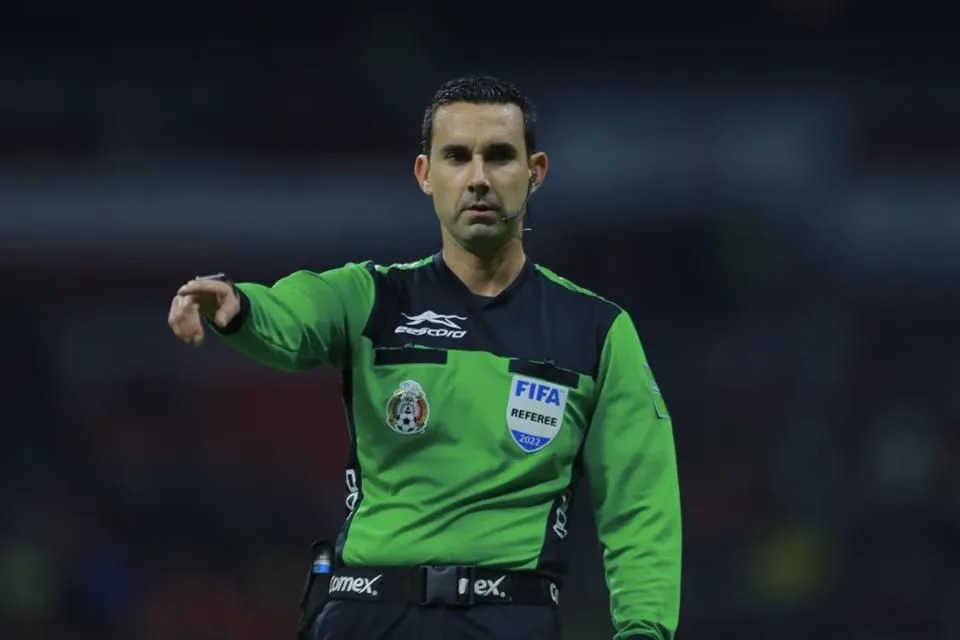 La tripleta arbitral mexicana ya salió de Qatar