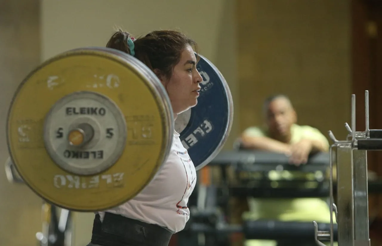 Aremi Fuentes, halterista olímpica mexicana (1)
