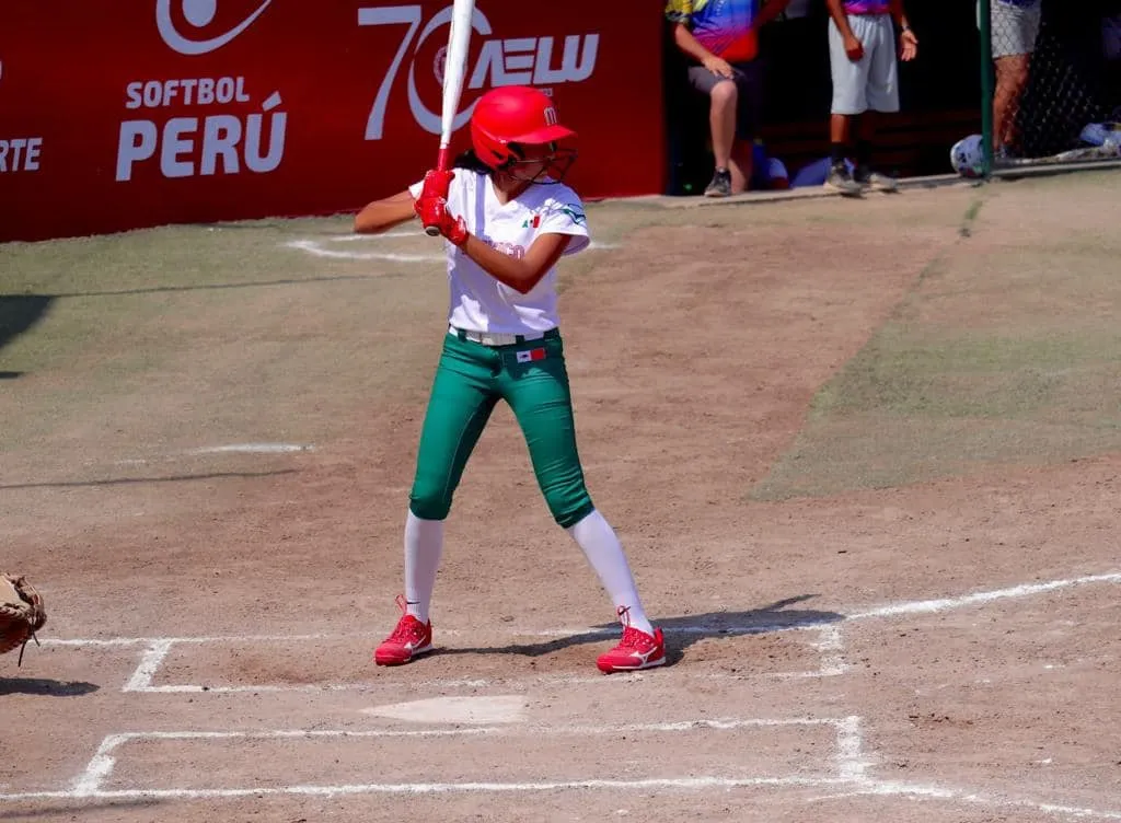 Aspecto beisbol sub-15 Liliana Acosta