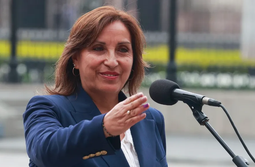 DINA BOLUARTE