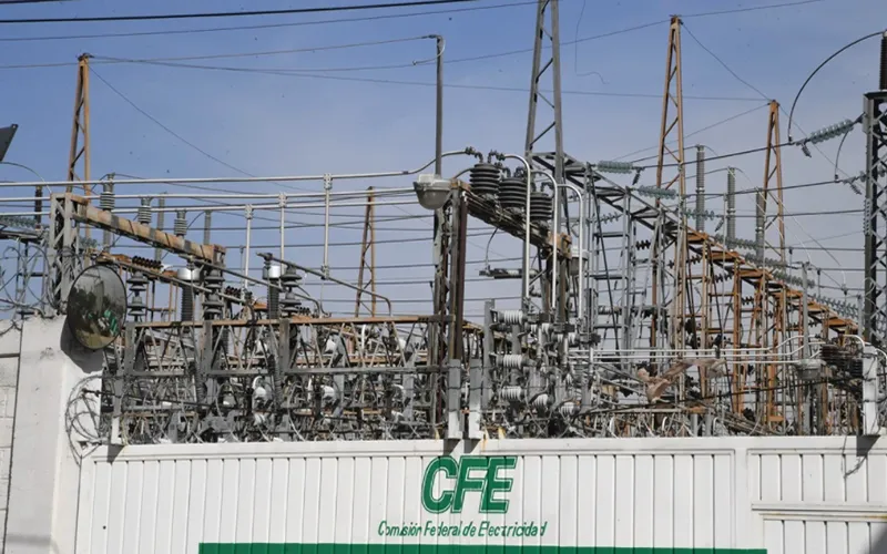 CFE-busca-construir-centrales-electricas-con-la-IP