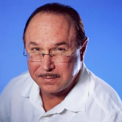 CONTE VICTOR