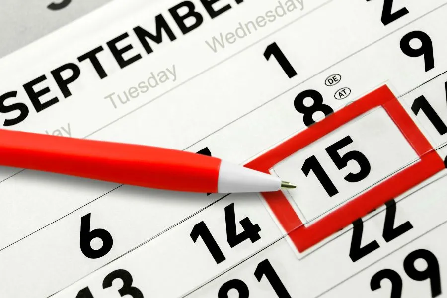 Calendario escolar SEP 2025 2026 confirma que no hay suspension el 15 de septiembre descanso solo el martes 16