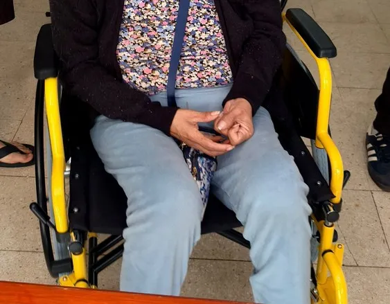 En Álvaro Obregón, mejoran calidad de vida con la entrega de sillas de ruedas