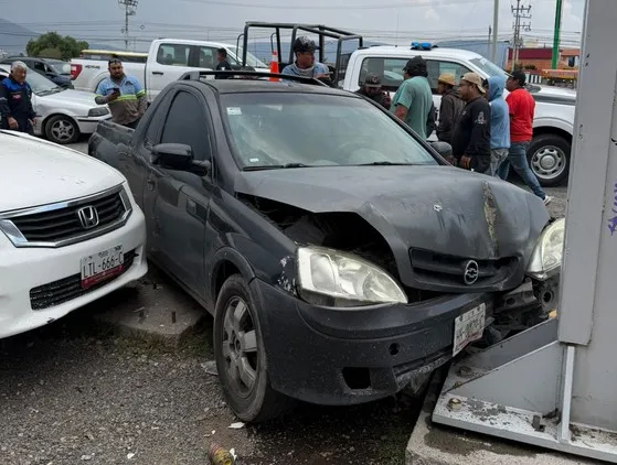 Accidente múltiple deja varios heridos en la México-Laredo