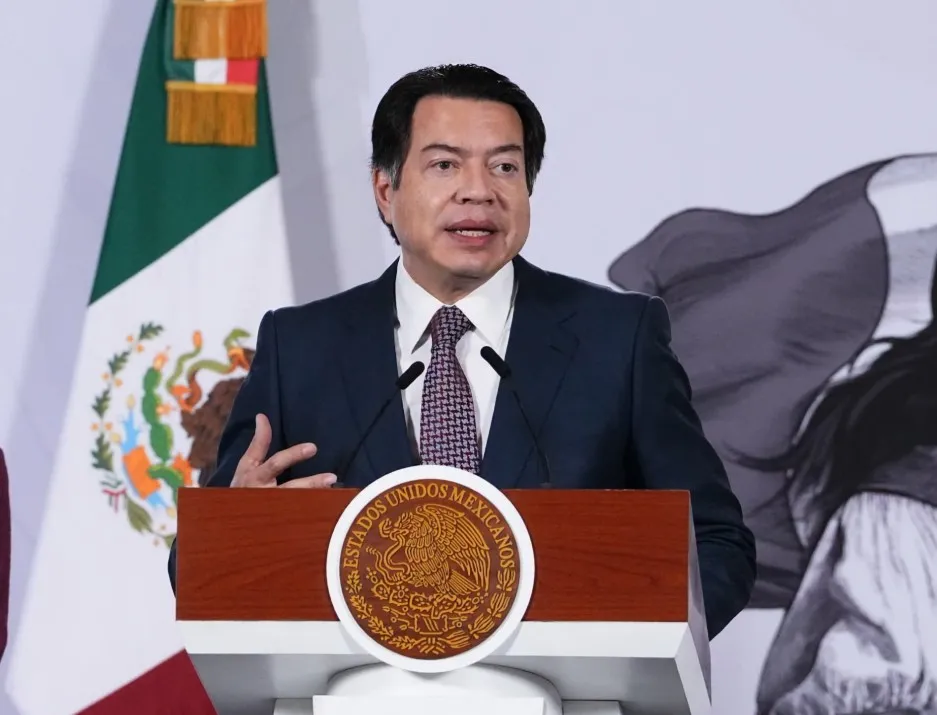 Oposición acusa a Mario Delgado de usar la beca Rita Zetina para promover a Claudia Sheinbaum