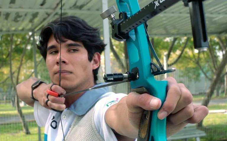 Carlos Javier Rojas López, arquero mexicano (1)