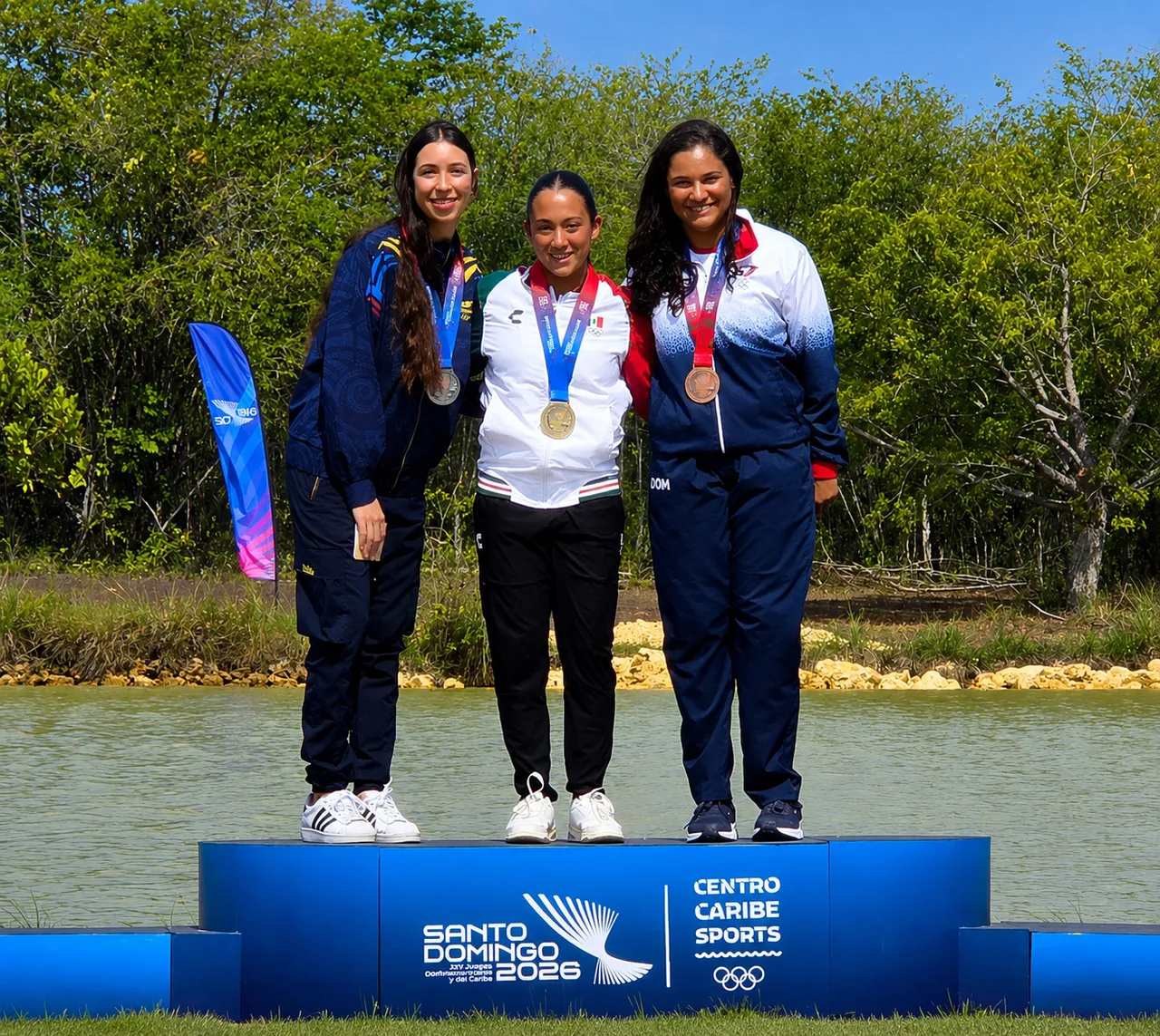Los títulos llegaron gracias a las actuaciones de Natasha Landsmanas y Pablo Monroy, quienes dominaron las pruebas de wakeboard