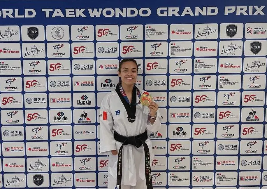 Claudia Romero oro en para tkd