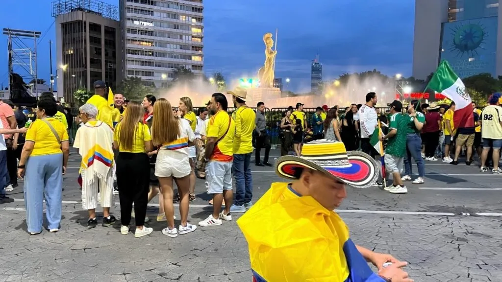Colombia pinta de amarillo a Guadalajara