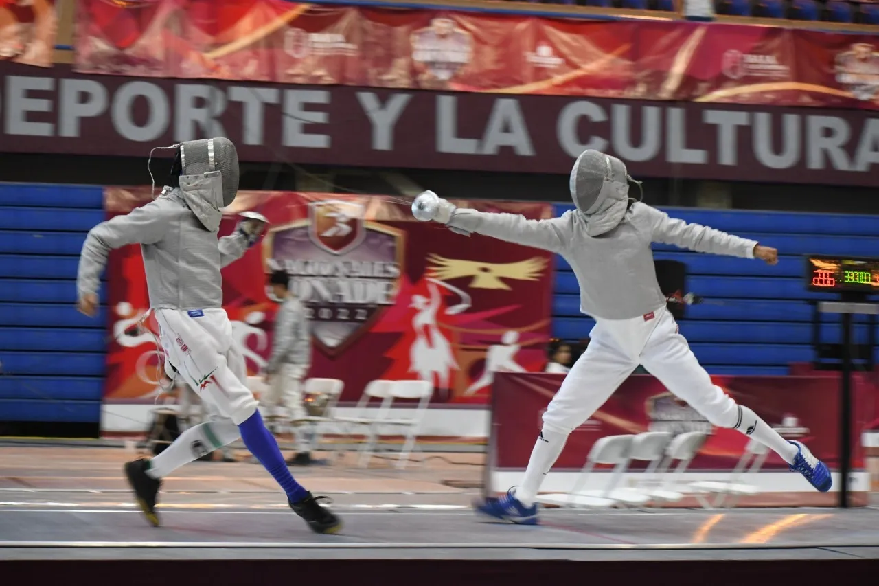 Combate de esgrima de los Juegos Nacionales