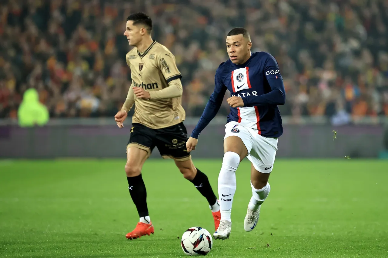 French Ligue 1 &#8211; RC Lens vs PSG