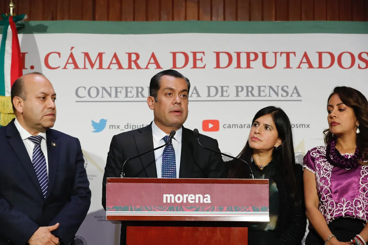 DIPUTADOS