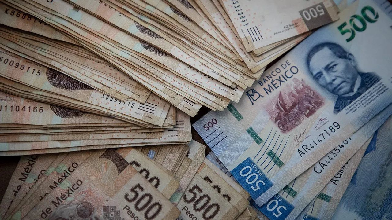 Dinero-Salario-base-Presindete-INEGI